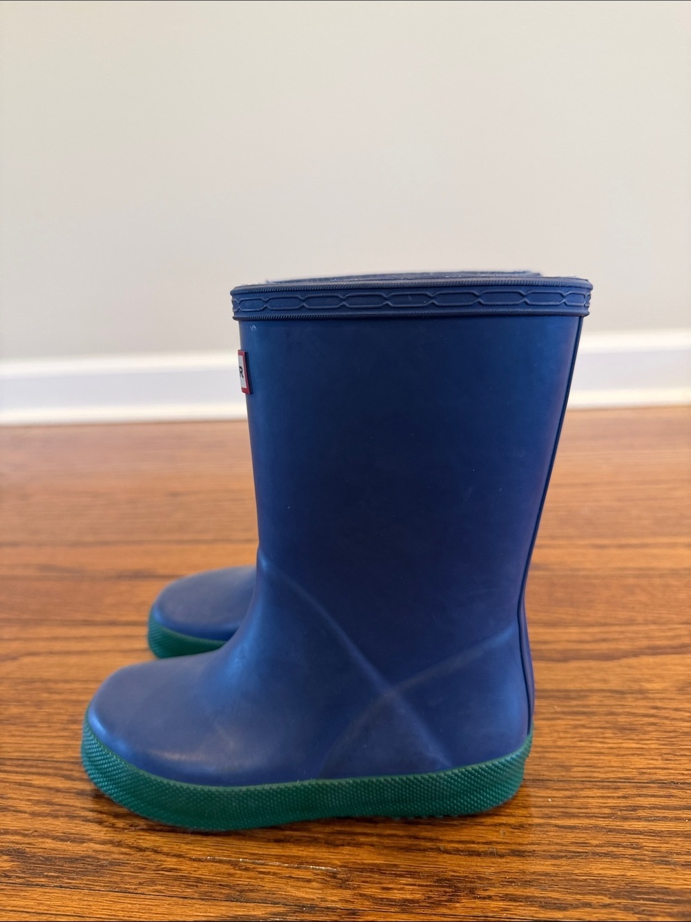 Hunter Kids First Classic Rain Boots - Picture 2 of 7
